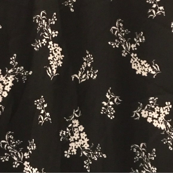 Abercrombie & Fitch Ruffle Hem Shirt Dress - Black - Size Small - Picture 4 of 4